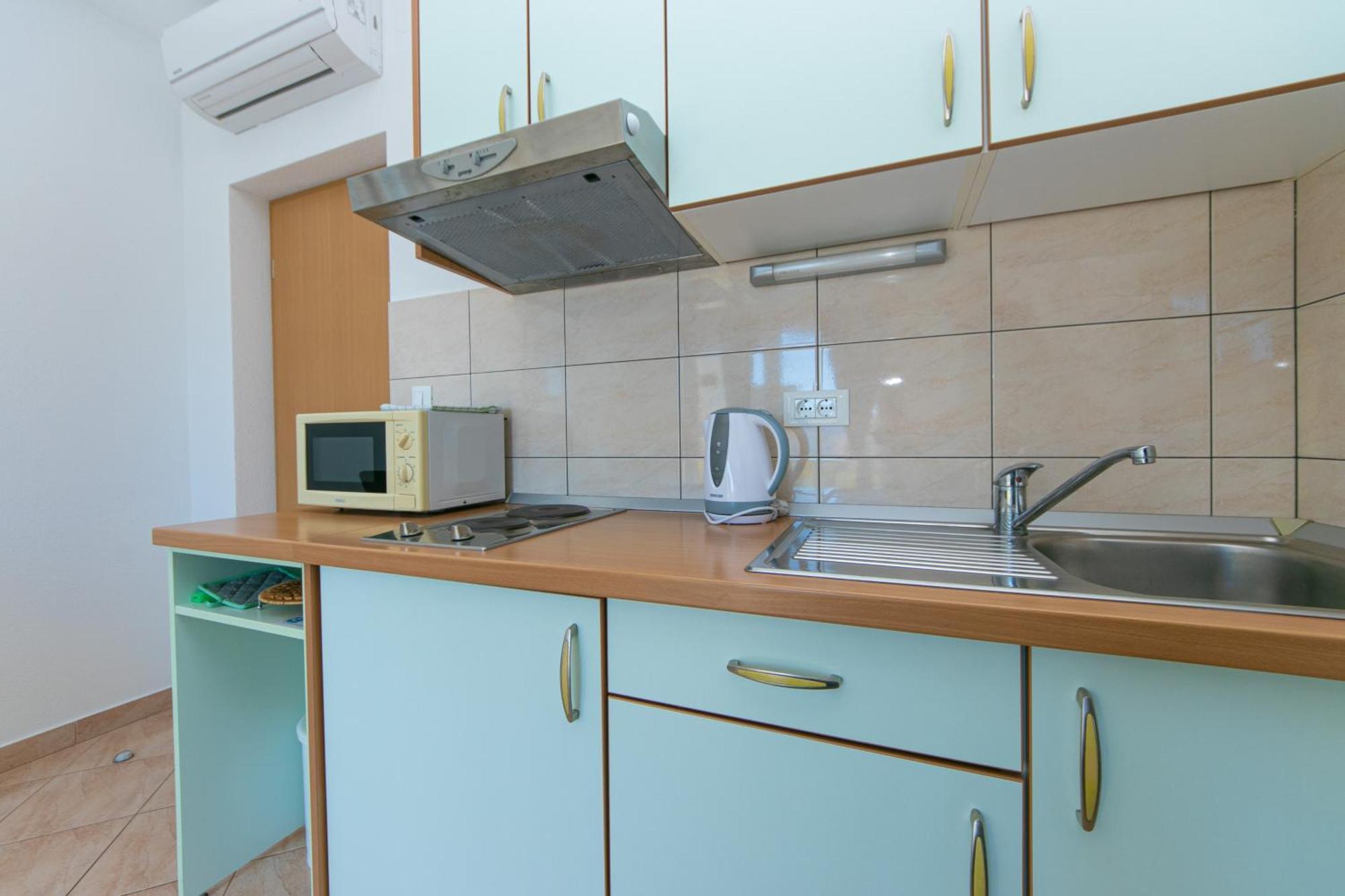 Apartments By The Sea Igrane, Makarska - 20014 Ruang foto